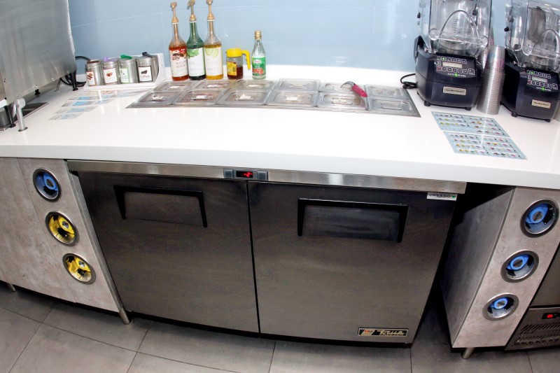 https://blog.scabrou.com/wp-content/uploads/2022/03/Table-top-refrigerator.jpg